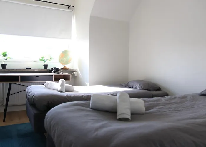 Alyhr Apartments